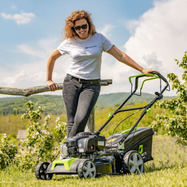 DOLOMITE D46S12 BS500E samohodna motorna kosačica 140cm3, sakupljač+izbacivanje sa strane - Image 6